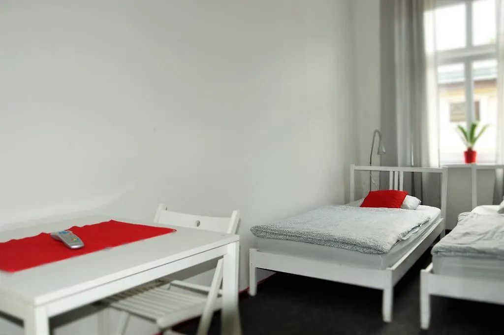 Hostel Awangarda-1